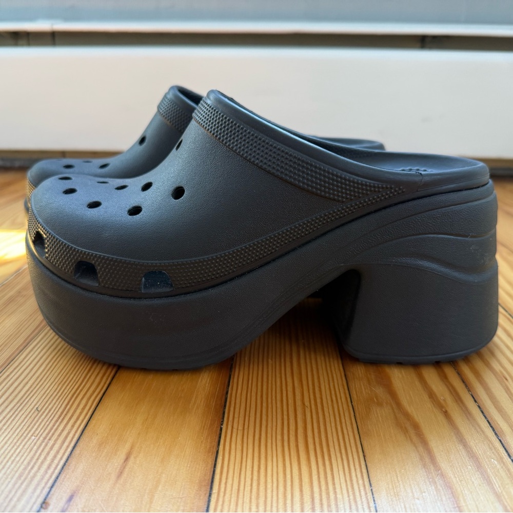 Crocs Platform Siren Clogs